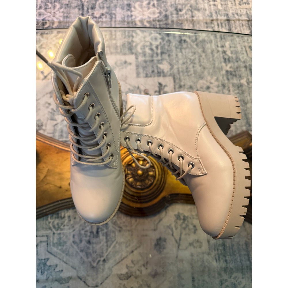 Top Moda Bianca-1 Ivory Cream Lug Sole Combat Boots Block Heel Ankle Booties 8.5